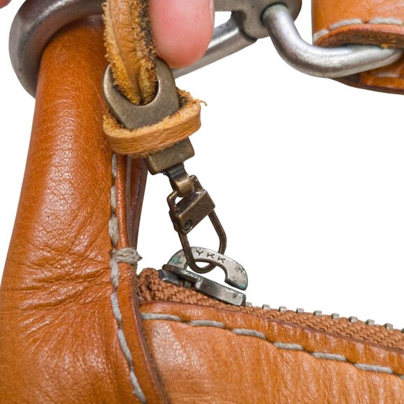 Ruehl No.925 Leather Tote – Abercrombie & Fitch Legacy Line - Picture 6 of 16